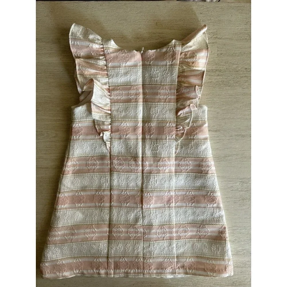 girl dress size 5 Pippa & Julie NWOT Pink White And Gold Embossed Detail…​